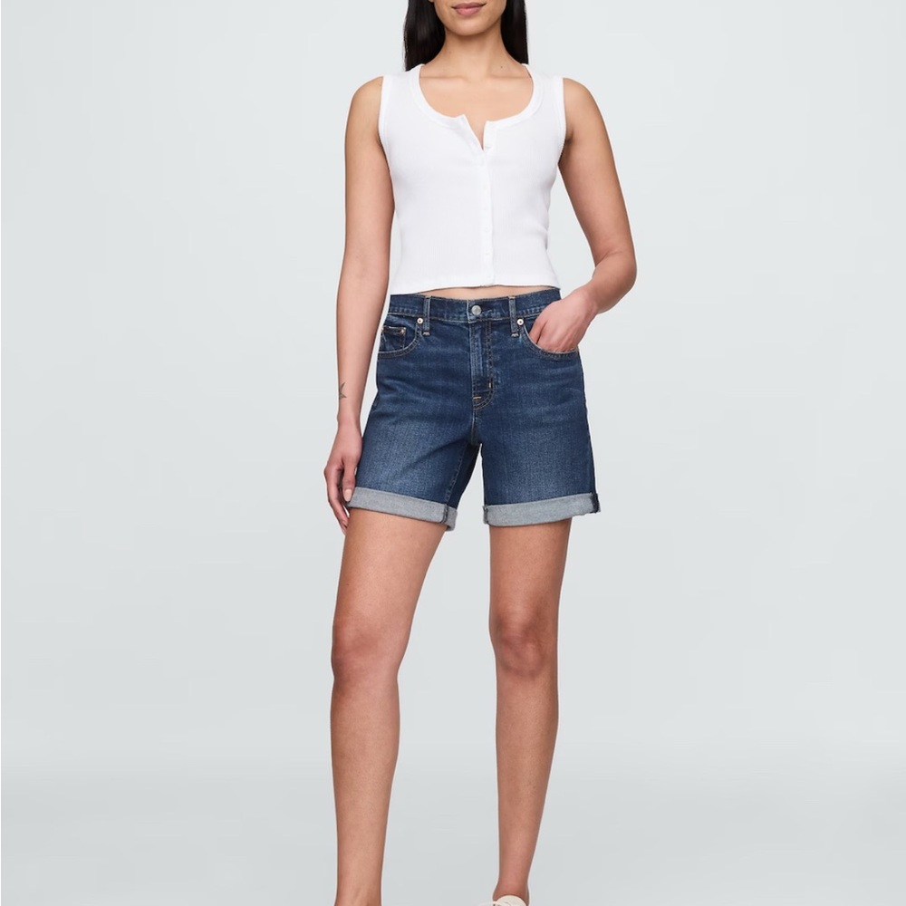 Women's Cuffed Denim Shorts